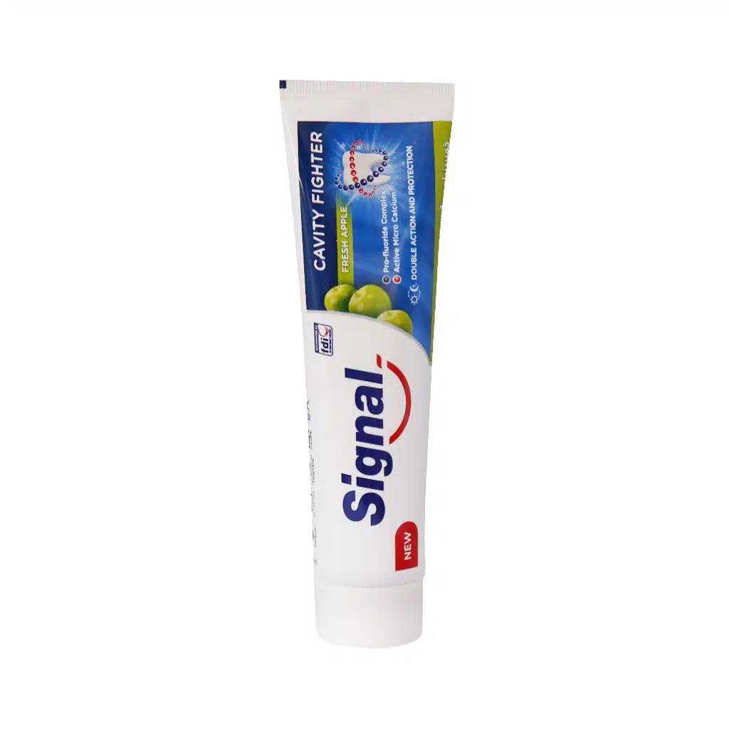 Signal-Cavity-Fighter-Fresh-Apple-Flavor-1.jpg.webp خمیر دندان ضد پوسیدگی سیگنال با طعم سیب
