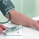 فشارسنج بازویی سخنگو بیورر مدل BM19