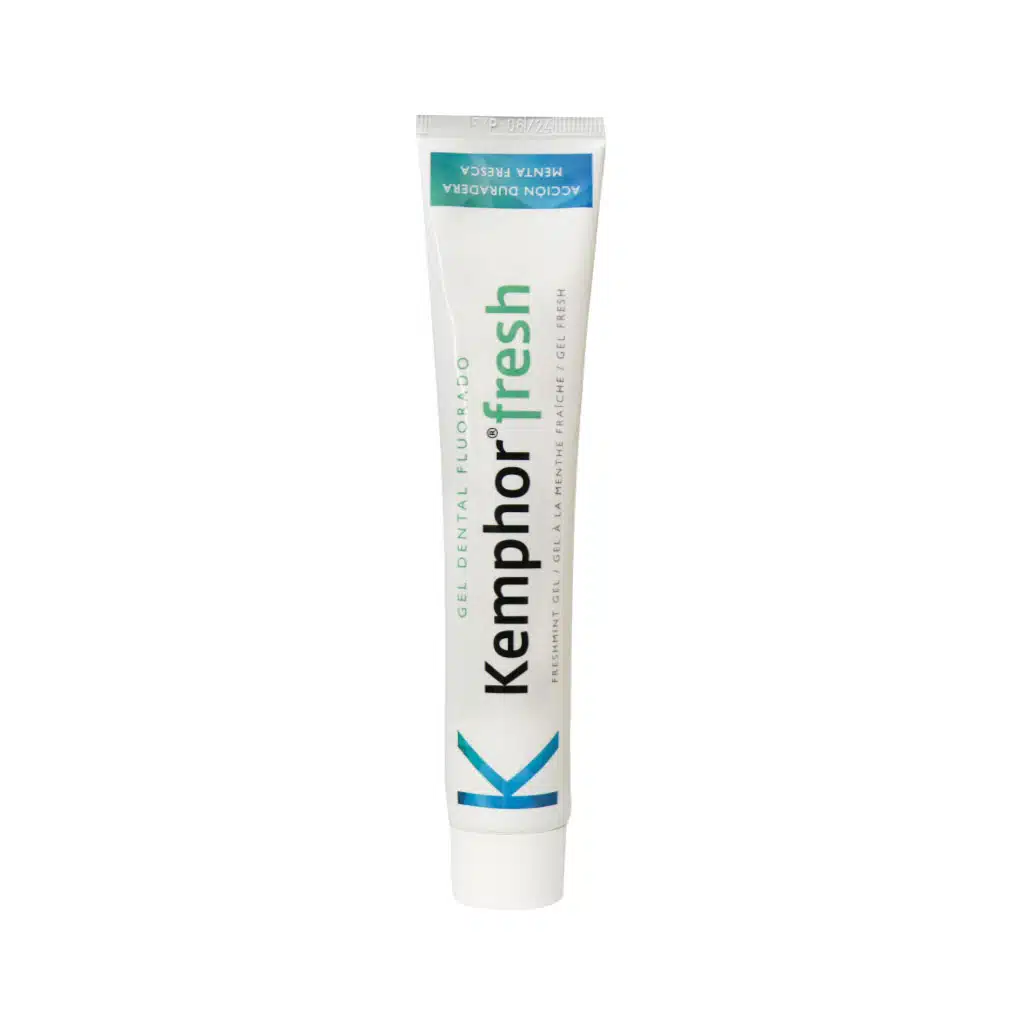 Kemphor-Fresh-Toothpaste-75-ml..jpg.webp خمیر دندان ژله ای با اسانس نعنا فرش کمفور 75 میلی لیتر