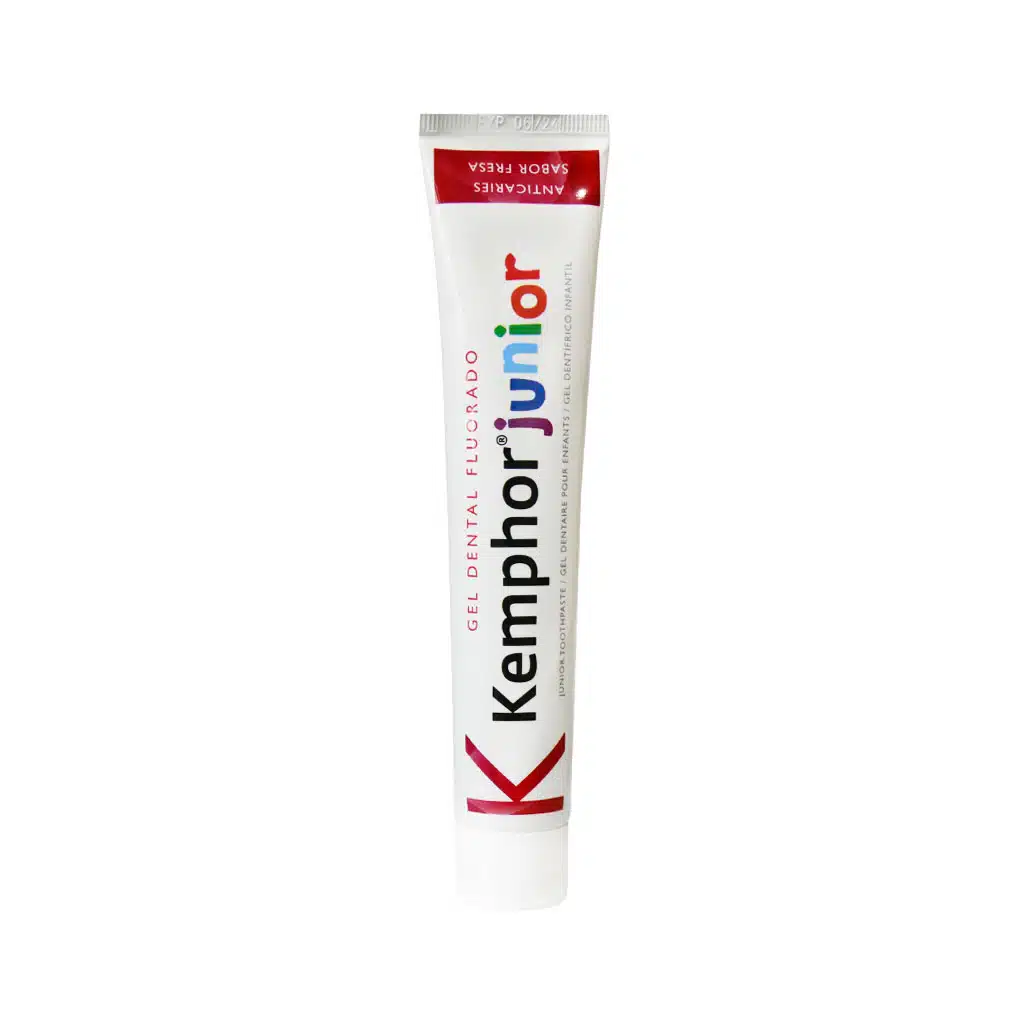 Kemphor-Junior-toothpaste-75-ml.jpg.webp خمیر دندان ژله ای کودک کمفور 75 میلی لیتر