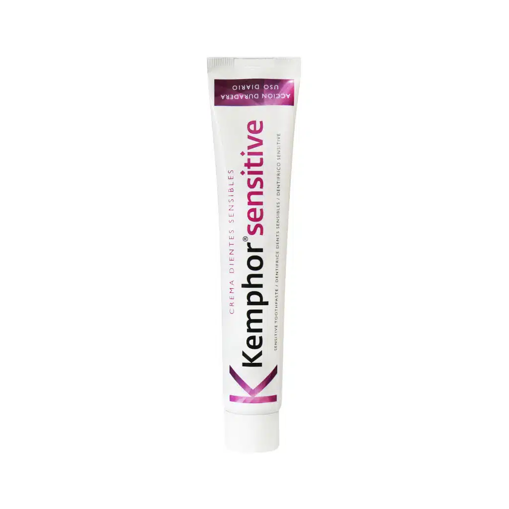 Kemphor-Toothpaste-Sensitive-75-ml.jpg.webp خمیر دندان مخصوص دندان های حساس کمفور 75 میلی لیتر