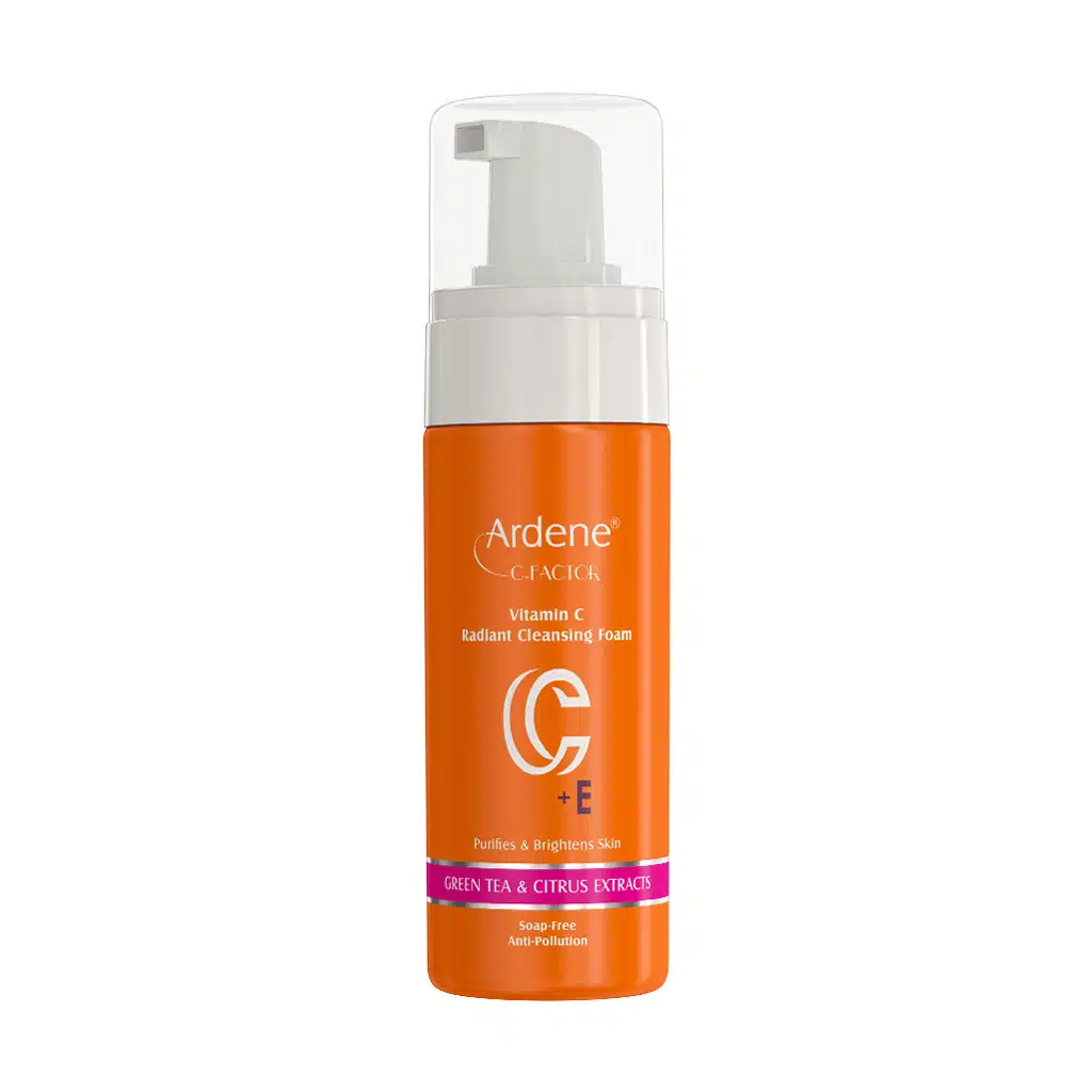 Arden-Vitamin-C-Radiant-Cleansing-Foam-1.jpg.webp فوم شوینده و شفاف کننده صورت سی فکتور آردن حاوی ویتامین C حجم 150 گرم