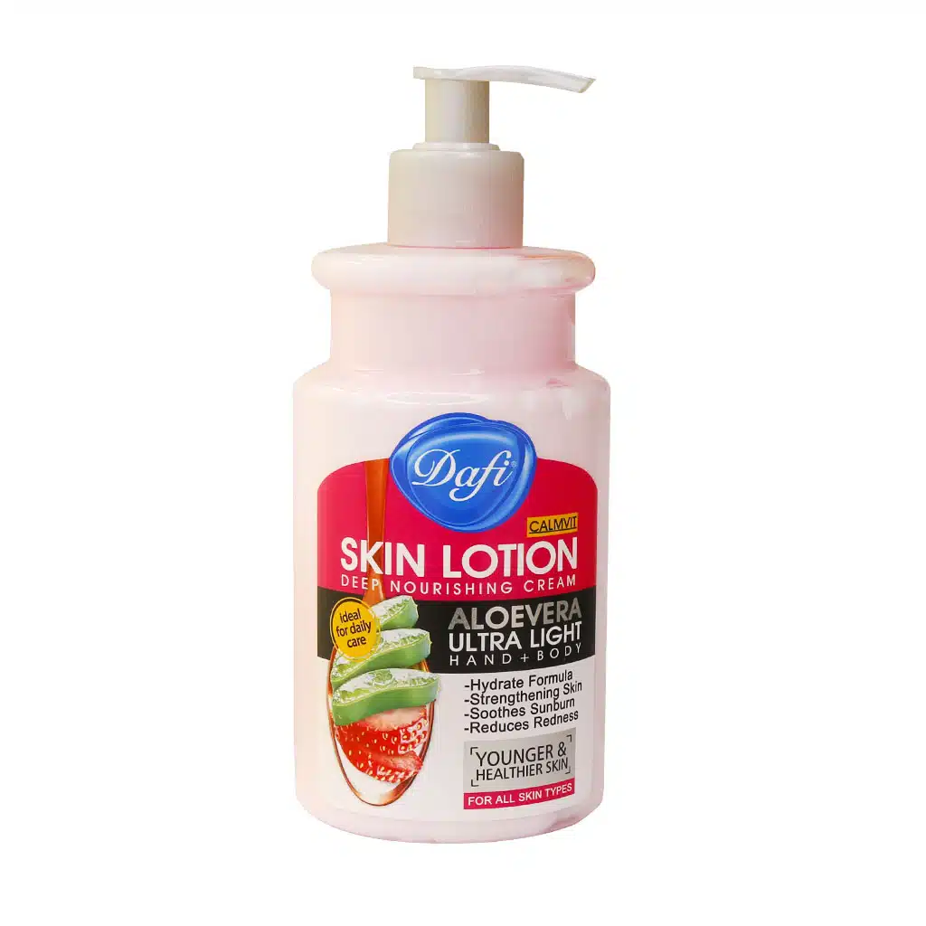 Dafi-Aloevera-Hand-And-Body-Lotion-For-All-Skin-Types-470-ml.jpg.webp لوسیون مرطوب کننده بدن آلوئه ورا دافی مناسب انواع پوست 470 میلی لیتر