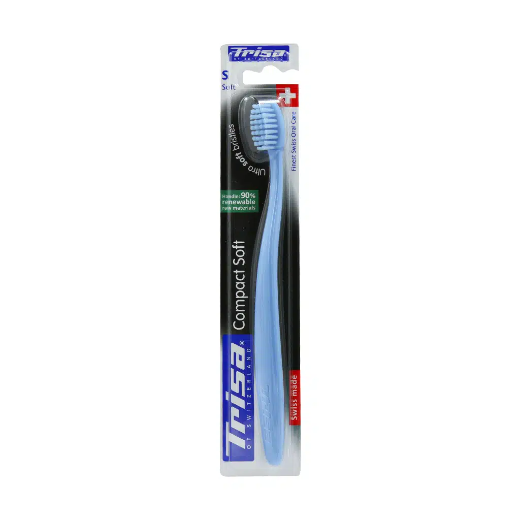 Trisa-Compact-Soft-toothbrush-blue.jpg.webp مسواک کامپکت سافت با برس نرم تریزا
