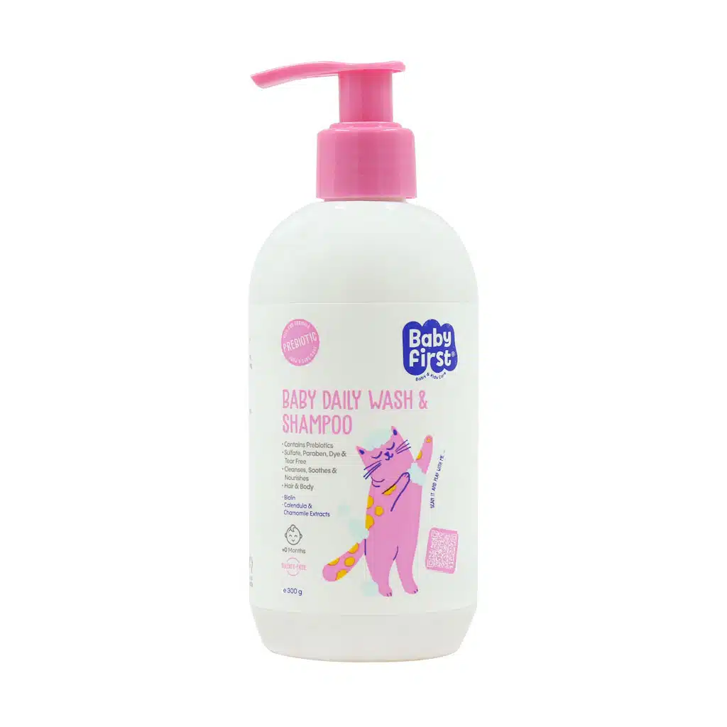 Baby-First-Daily-Wash-Shampoo-300-g.jpg.webp شامپو سر و بدن نوزاد بیبی فرست 300 گرم
