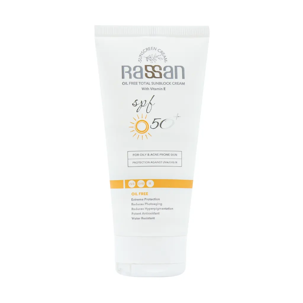 Rassan SPF50 Sunscreen Oily Skin 40 ml قیمت کرم ضد آفتاب فاقد چربی SPF50 پوست چرب راسن